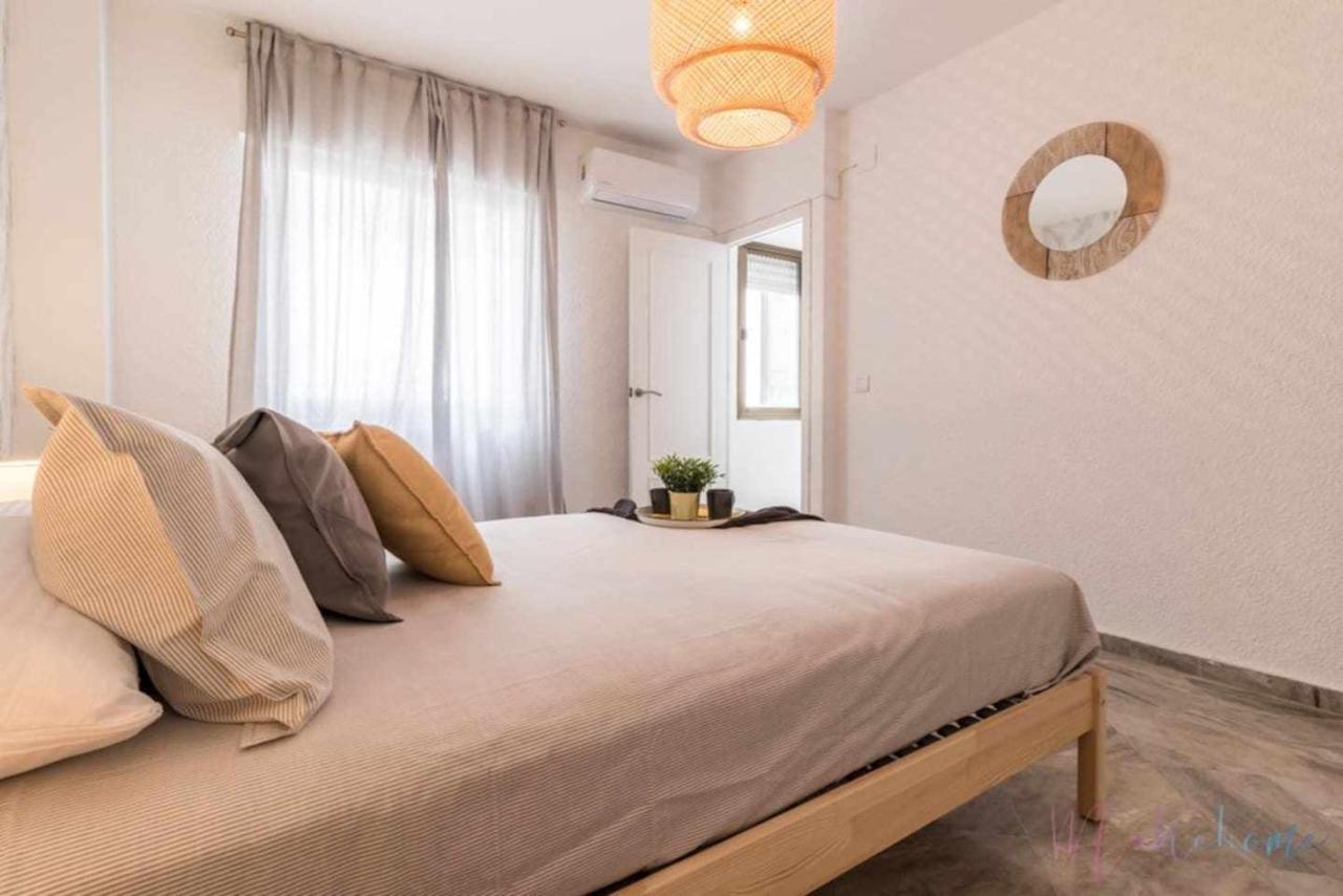 Apartamento Tranquilo En Pleno Centro Con Garaje Huelva Eksteriør billede